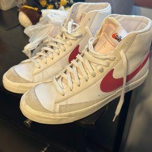 Nike Blazer Mid '77 Vintage Shoe